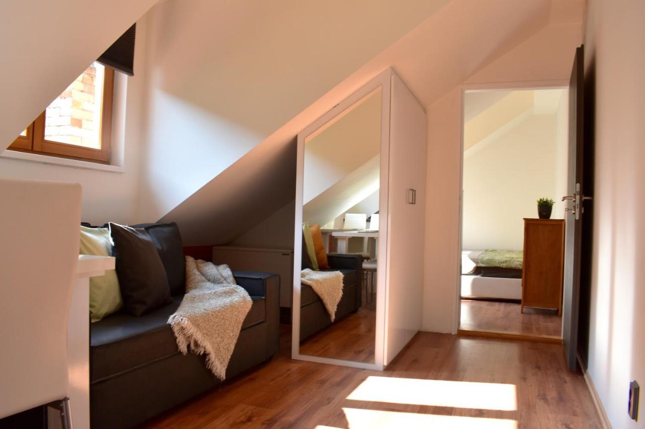 New Central Rooftop With Private Wellness, Sauna & Whirlpool Bath Prague Luaran gambar